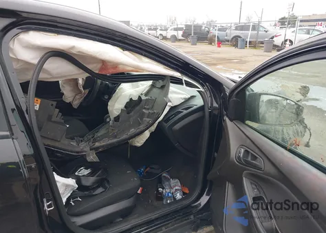 2016 Ford Focus S z USA, uszkodzony, nr VIN 1FADP3E2XGL306419